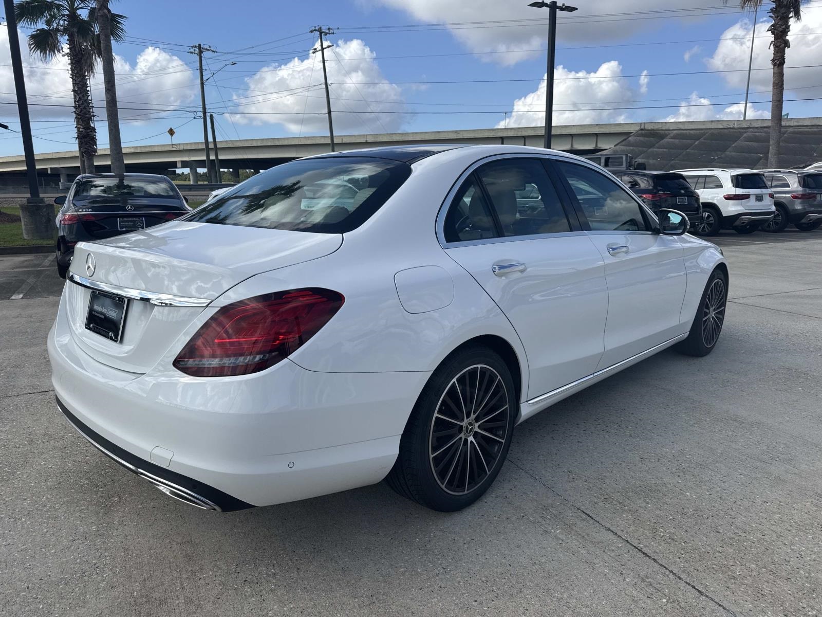 2021 Mercedes Benz C 300 photo 5