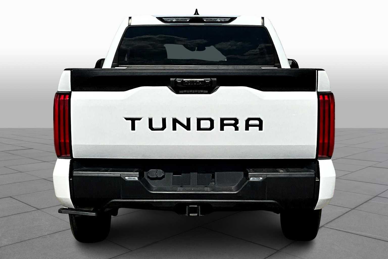 2022 Toyota Tundra SR5 photo 4