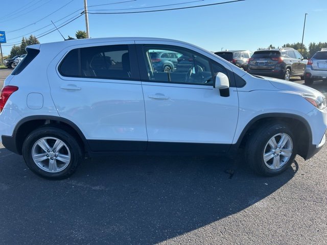 2019 Chevrolet Trax LS photo 8