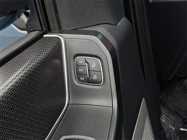 2023 Ford F-150 Raptor photo 30