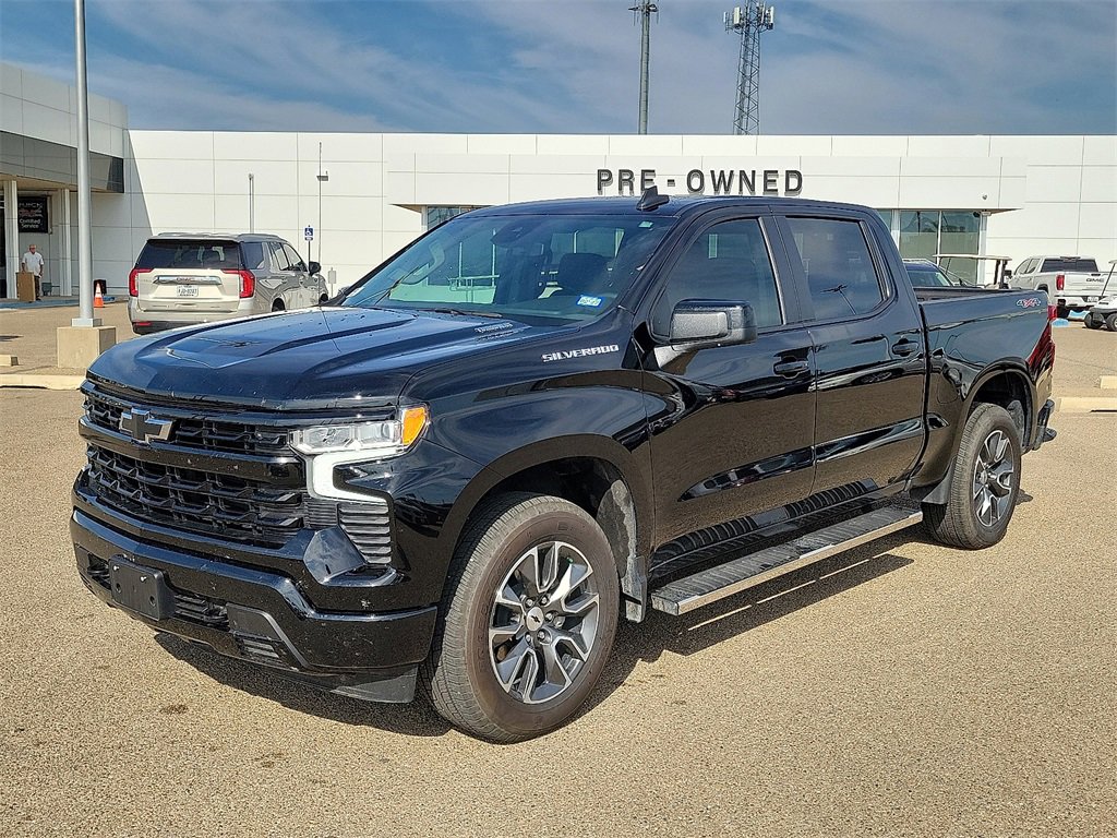 2024 Chevrolet Silverado 1500 RST photo 4