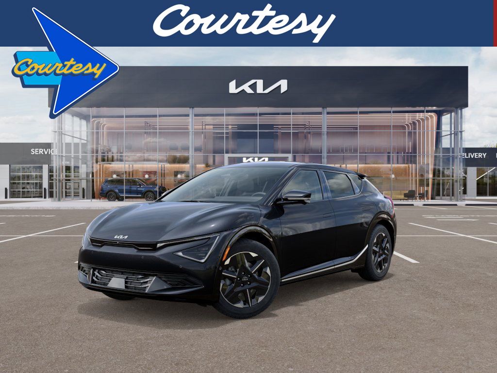 2025 Kia EV6 Wind's photo