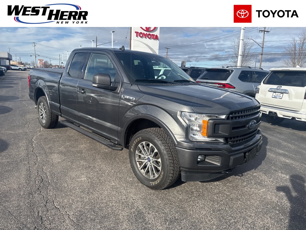2020 Ford F-150 XLT's photo