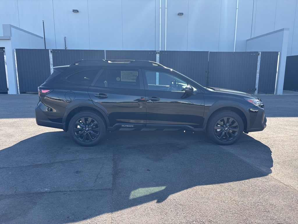 2025 Subaru Outback Onyx Edition photo 2