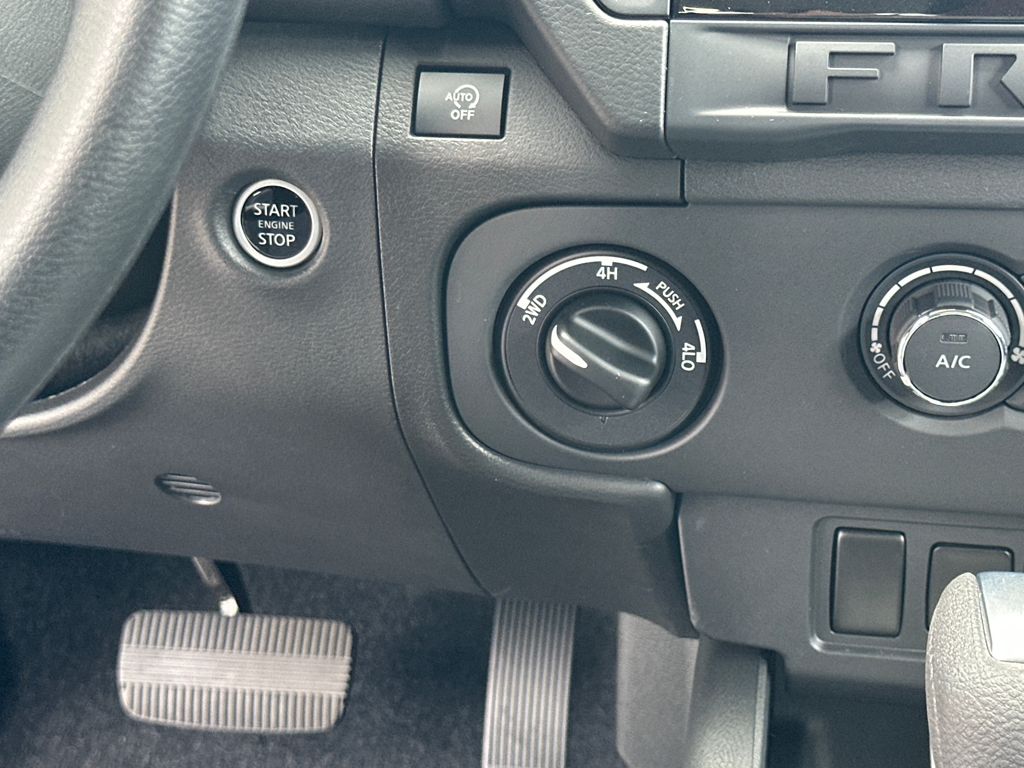 2025 Nissan Frontier S photo 20