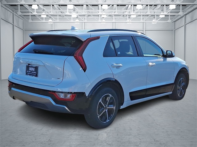 2023 Kia Niro SX photo 4