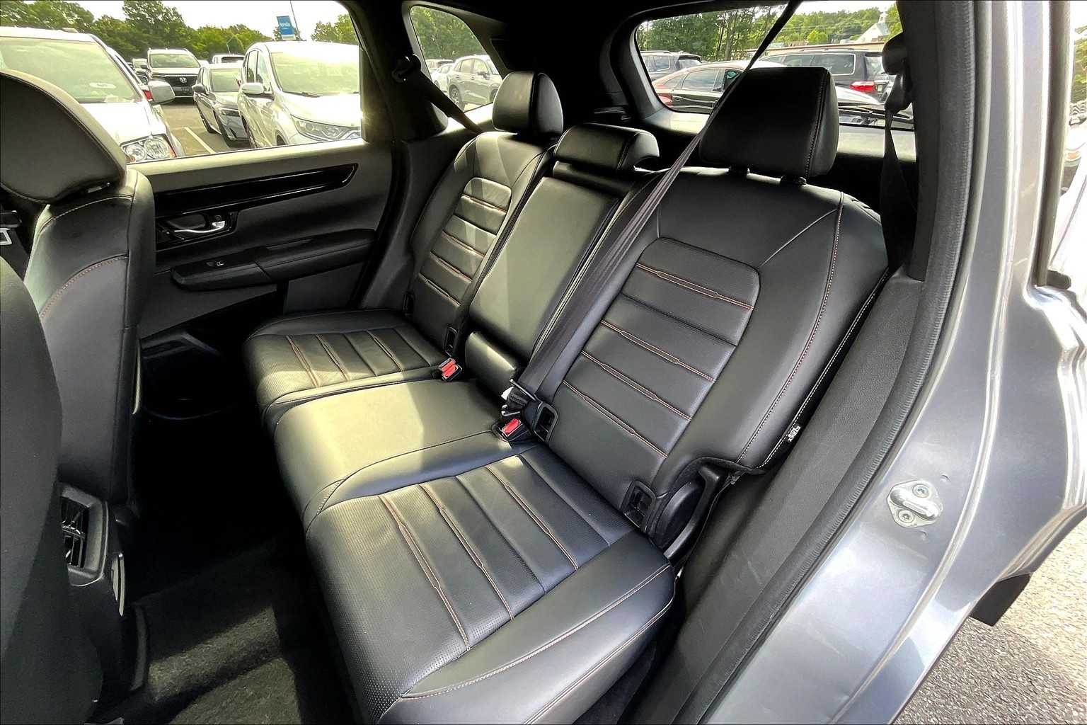 2023 Honda CR-V Hybrid Sport Touring photo 19