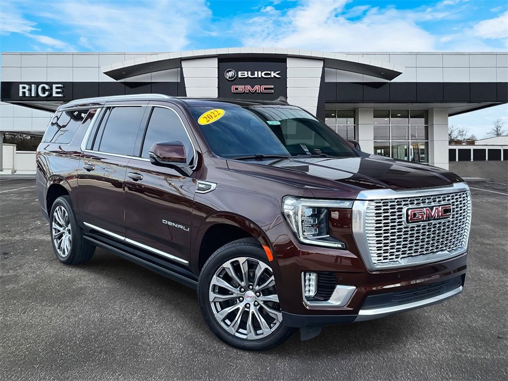2022 GMC Yukon XL Denali's photo