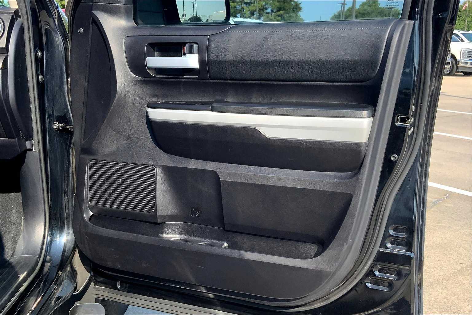 2020 Toyota Tundra SR5 Grade photo 19