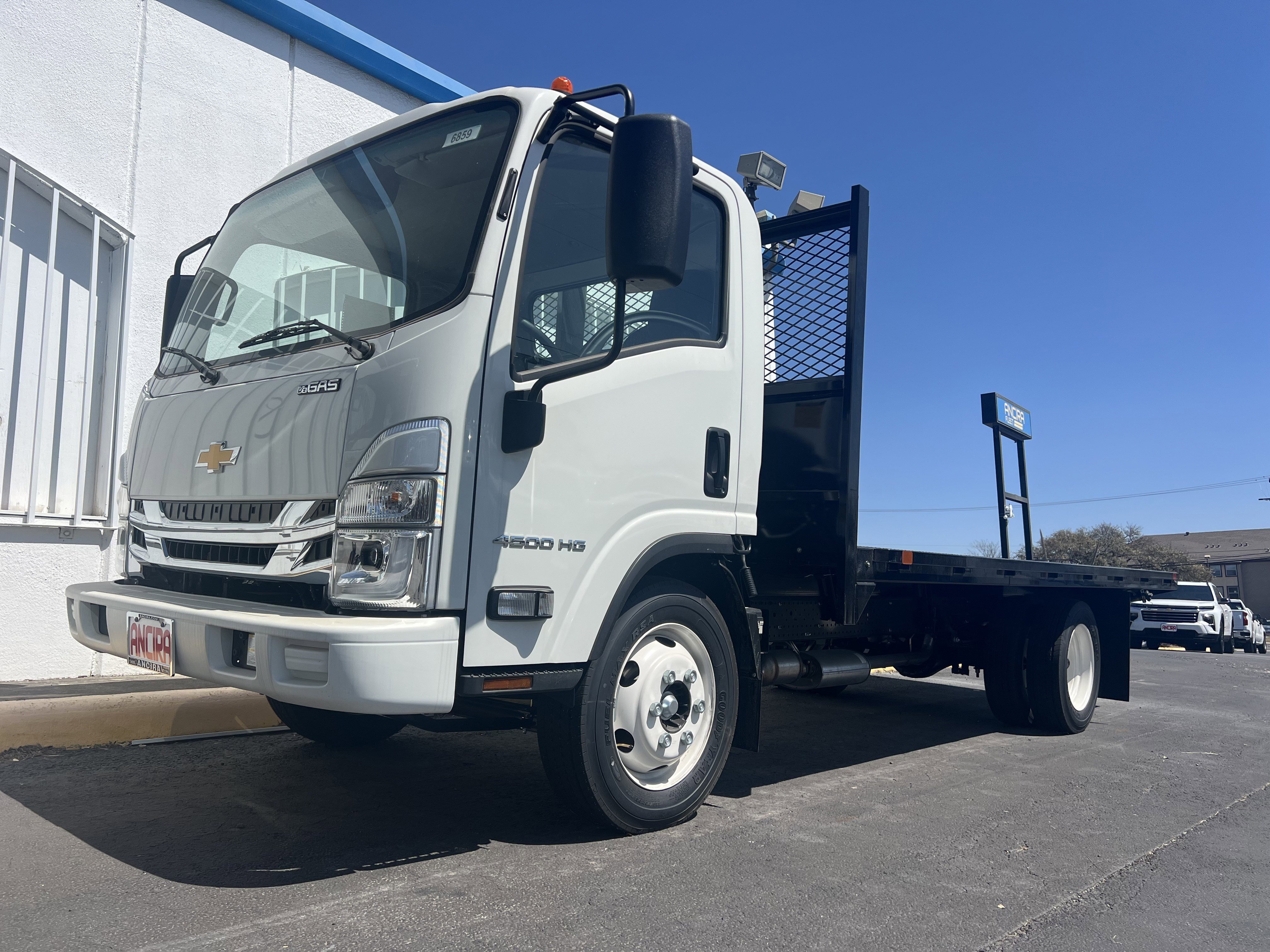 2025 Chevrolet Low Cab Forward Base's photo