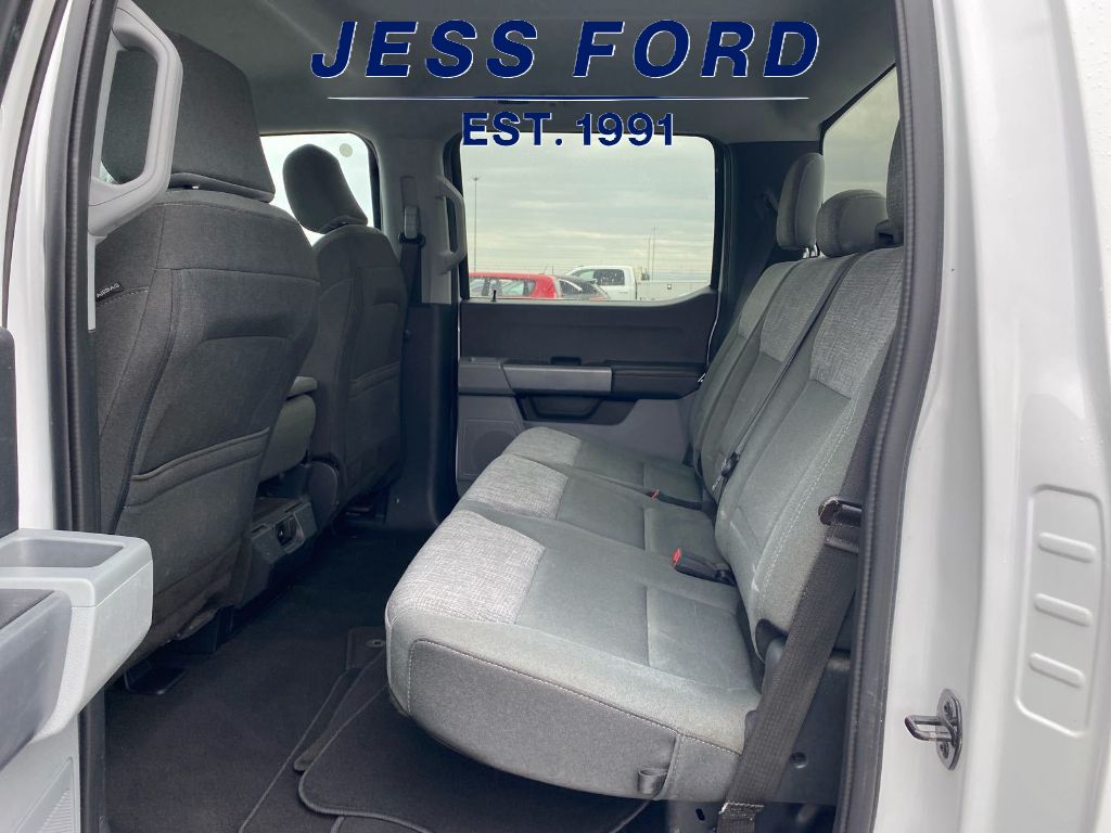 2023 Ford F-350 XLT photo 8