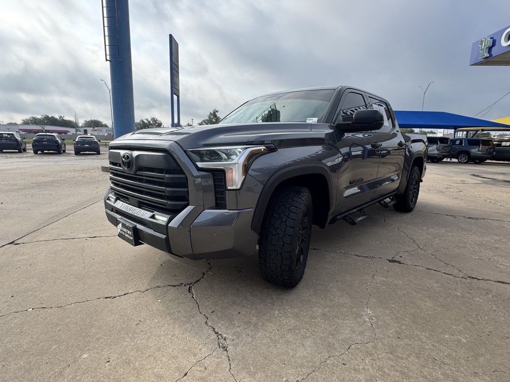 2023 Toyota Tundra SR5 photo 7