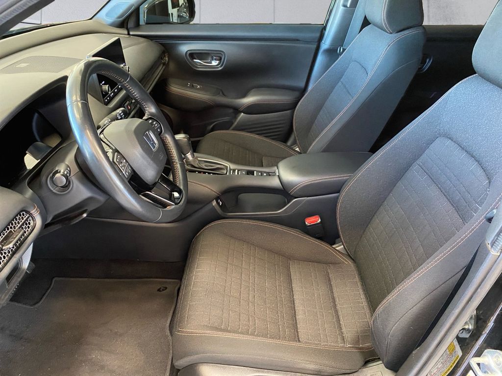 2023 Honda HR-V Sport photo 7