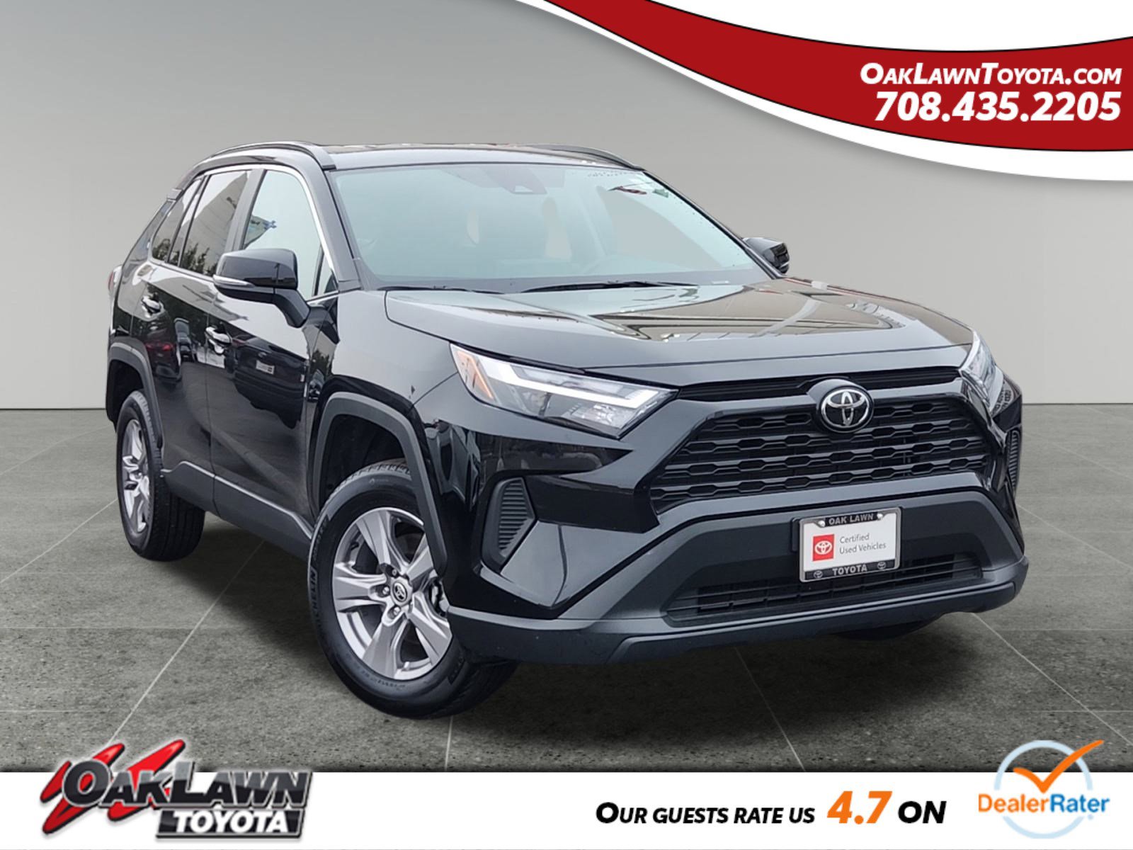 2025 Toyota RAV4 XLE's photo