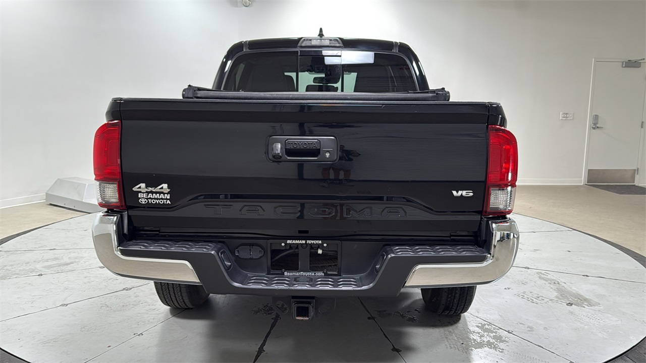 2022 Toyota Tacoma SR5 photo 4