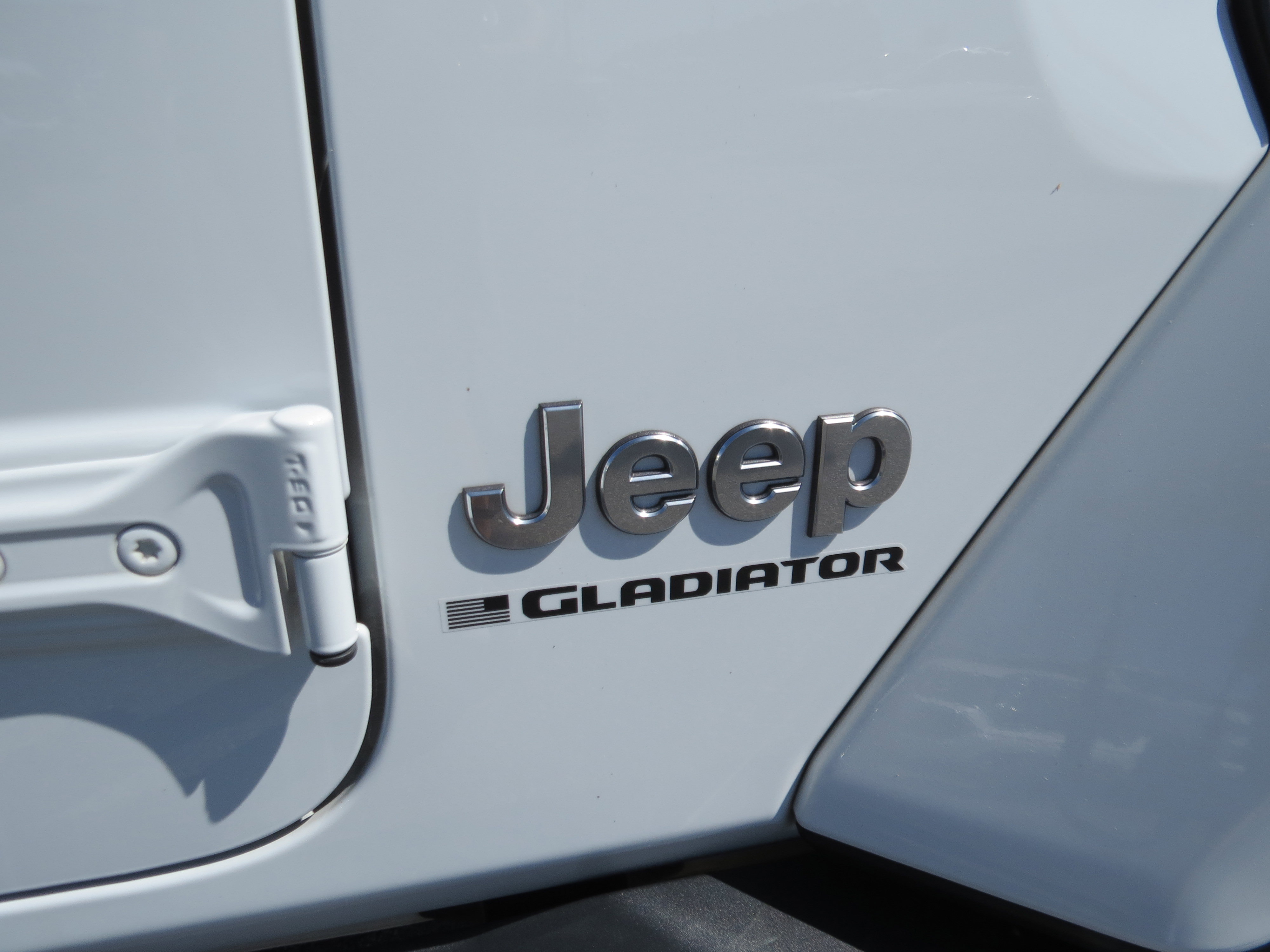 2023 Jeep Gladiator Overland photo 19