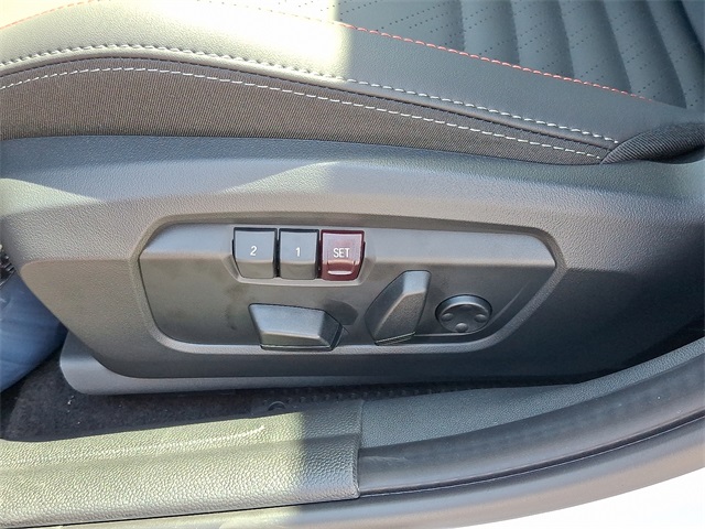 2025 Mini Cooper 4 Door Hardtop Iconic photo 14