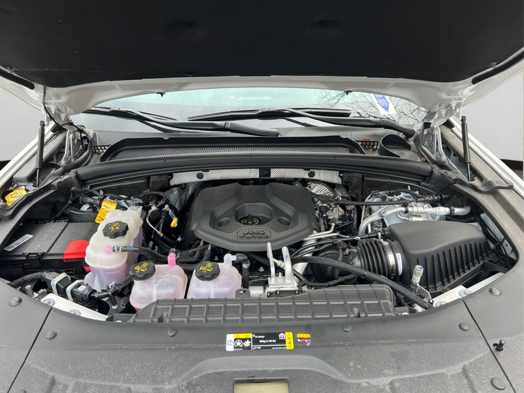 2024 Jeep Cherokee 4xe Base photo 13