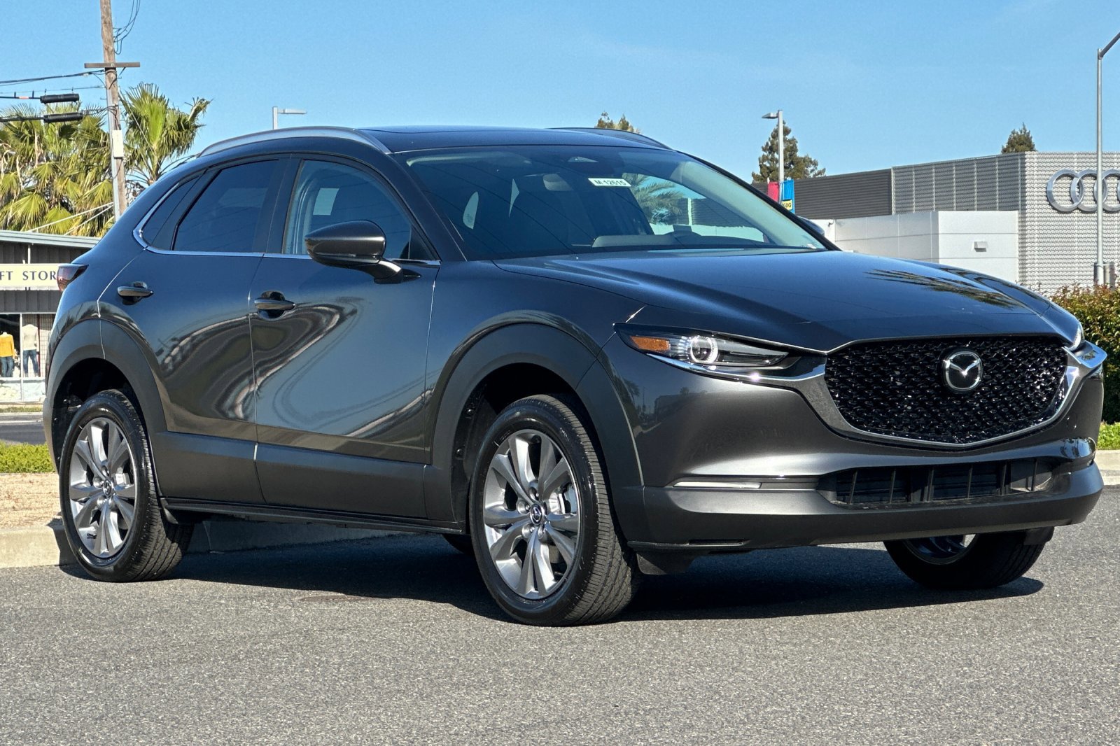 2025 Mazda CX-30 2.5 S Preferred photo 2