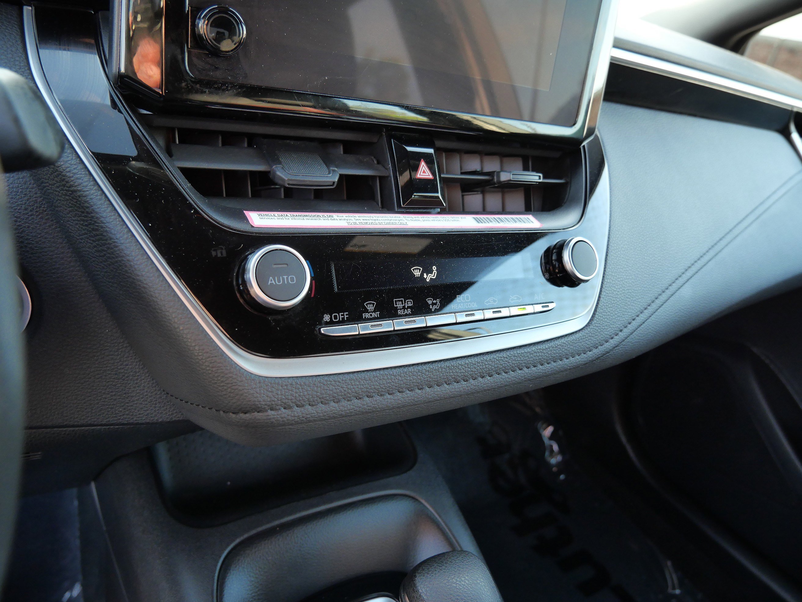 2024 Toyota Corolla SE photo 19