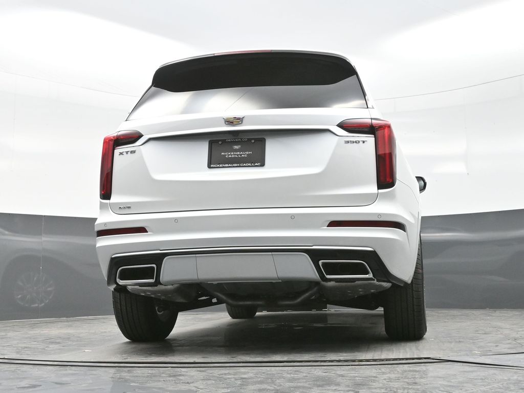 2025 Cadillac XT6 Luxury photo 21