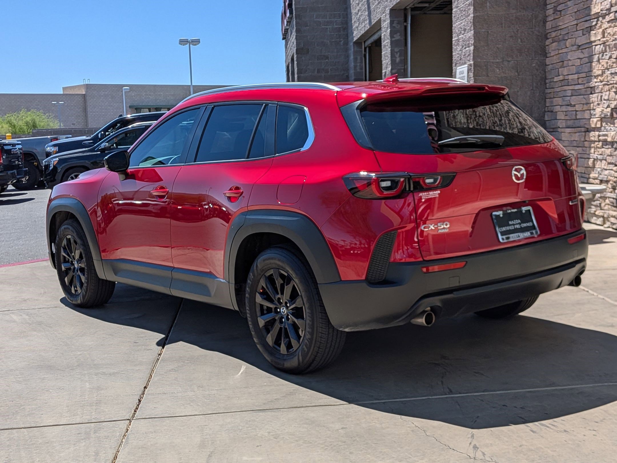 2024 Mazda CX-50 2.5 S Premium photo 3