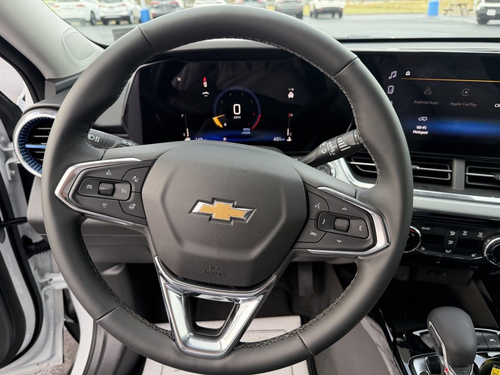 2026 Chevrolet Trax LT photo 2