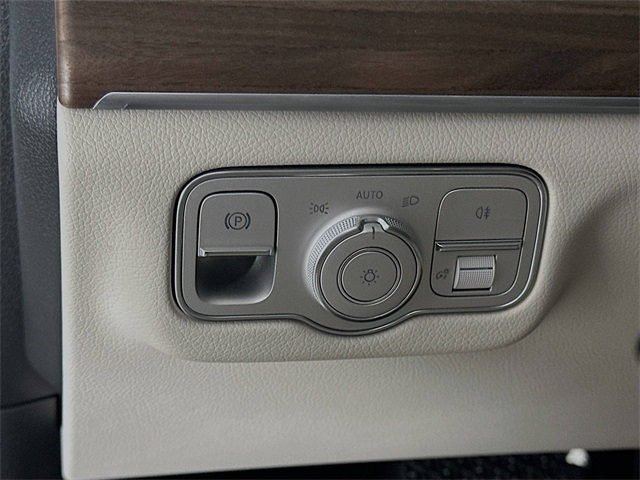2026 Mercedes Benz GLE 450 4MATIC photo 10