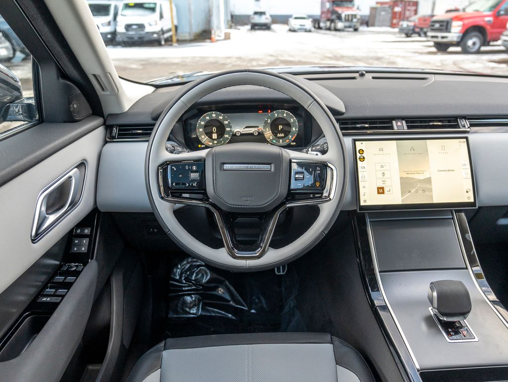 2025 Land Rover Range Rover Velar SE photo 12