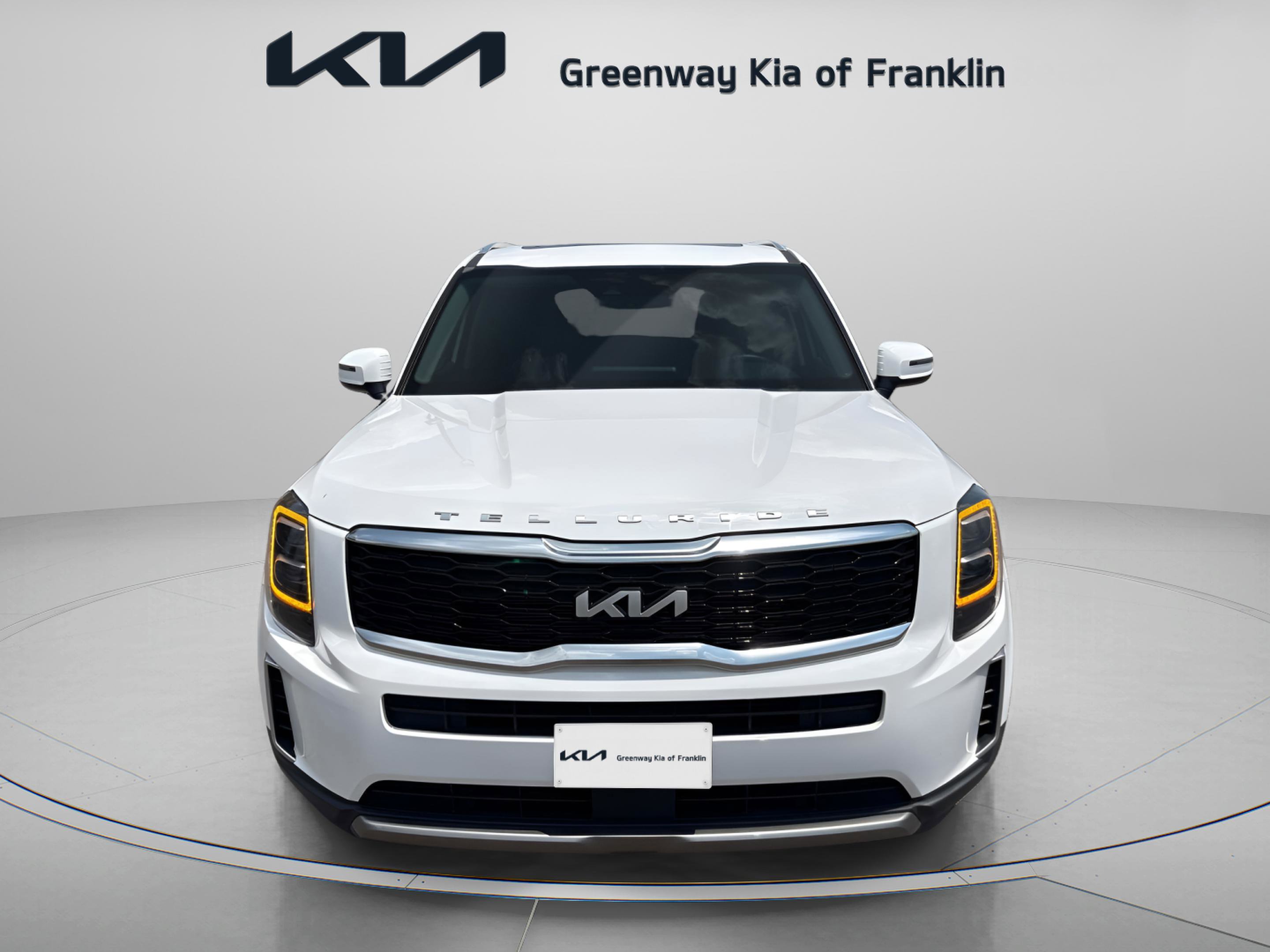 2022 Kia Telluride EX photo 2