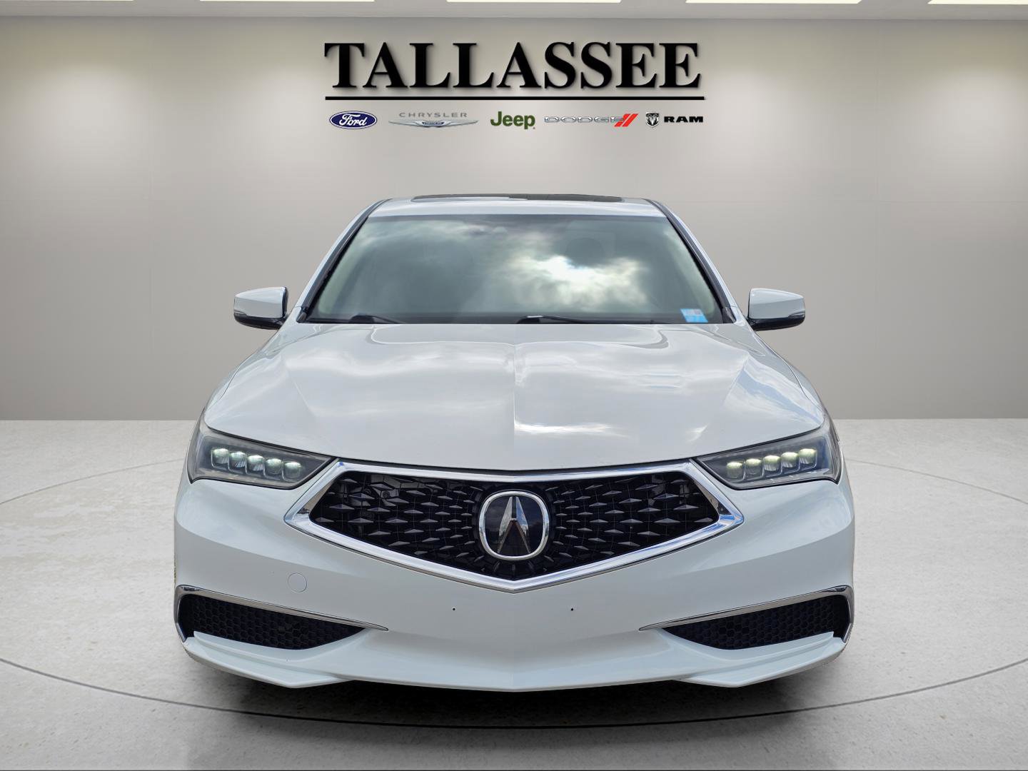 2018 Acura TLX Technology photo 2