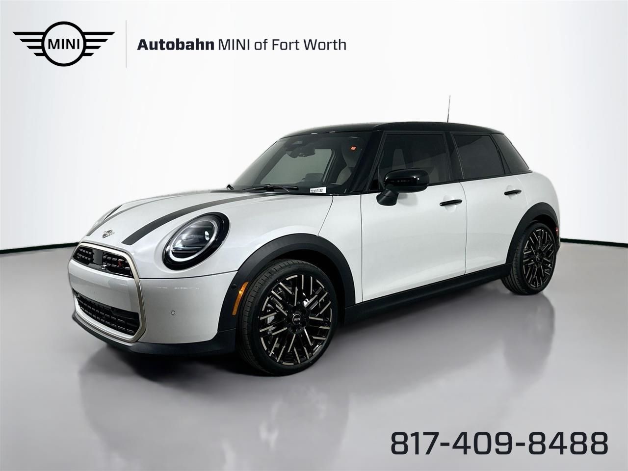 2026 MINI Hardtop 4 Door S's photo