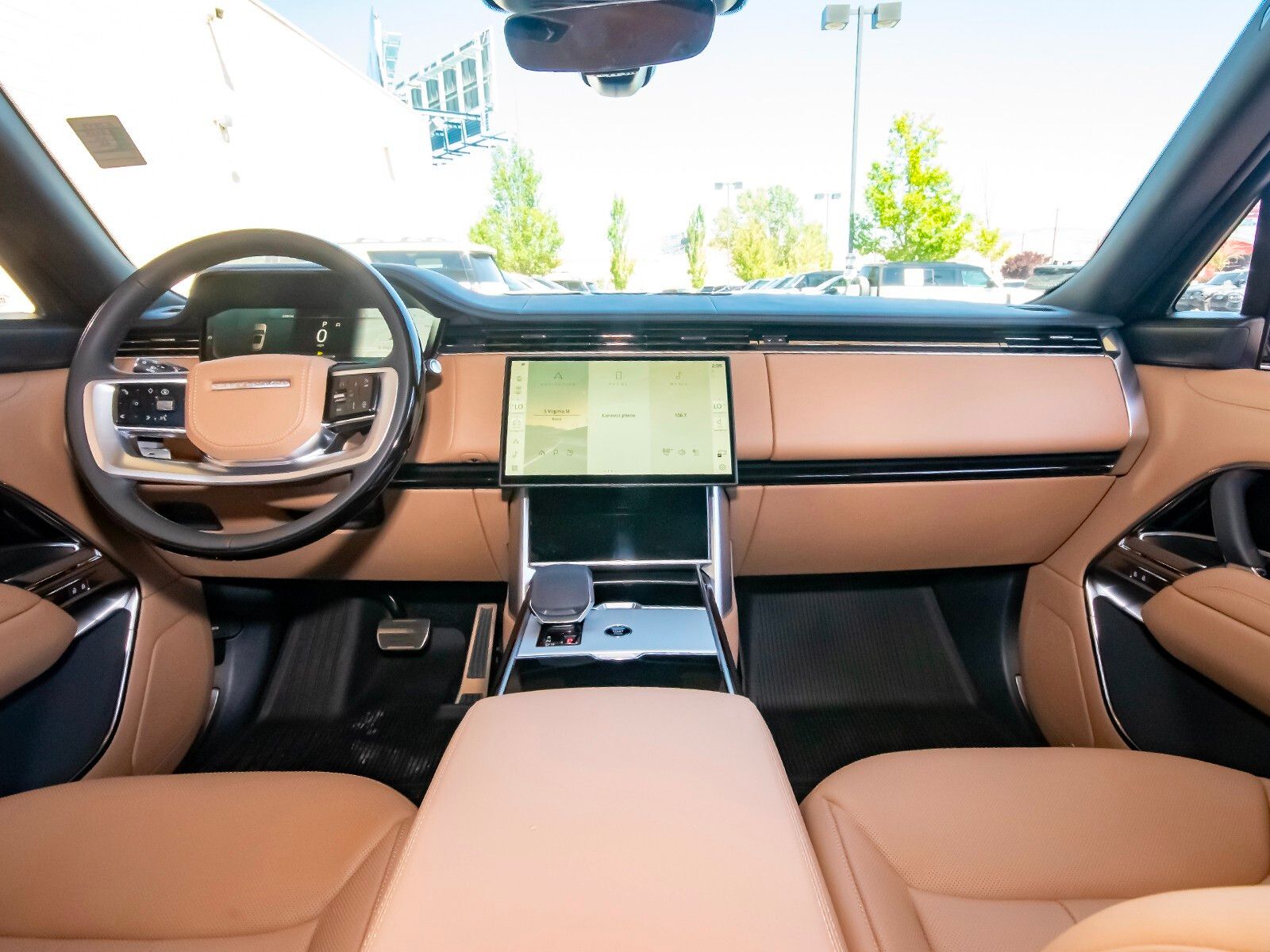 2025 Land Rover Range Rover SE photo 36