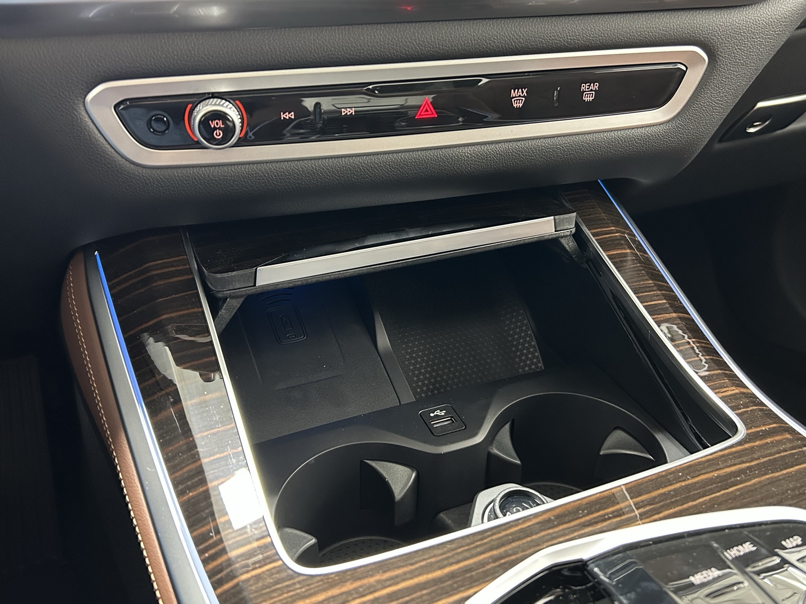 2026 Bmw X5 xDrive50e photo 17
