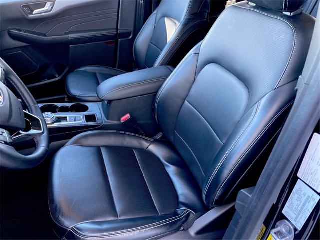 2024 Ford Escape Platinum photo 3