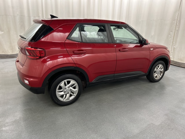 2021 Hyundai Venue SE photo 3