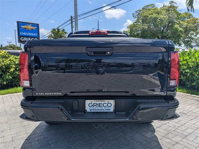2025 Chevrolet Colorado Work Truck LT photo 10