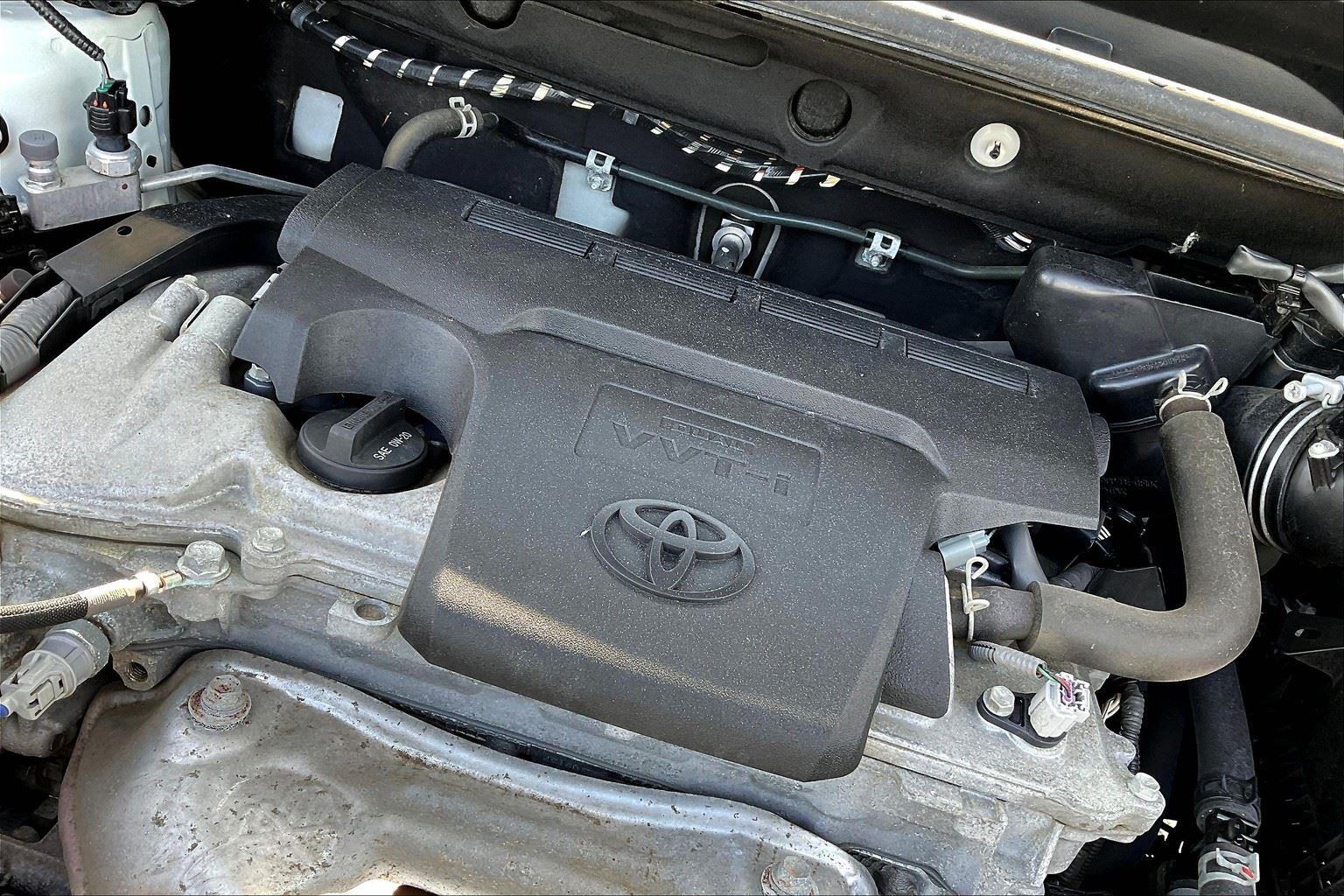 2017 Toyota RAV4 Limited photo 34