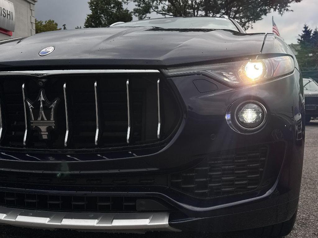 2018 Maserati Levante GranLusso photo 4