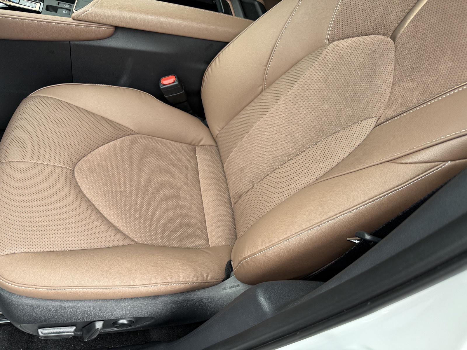 2025 Toyota Grand Highlander Hybrid MAX Platinum photo 9