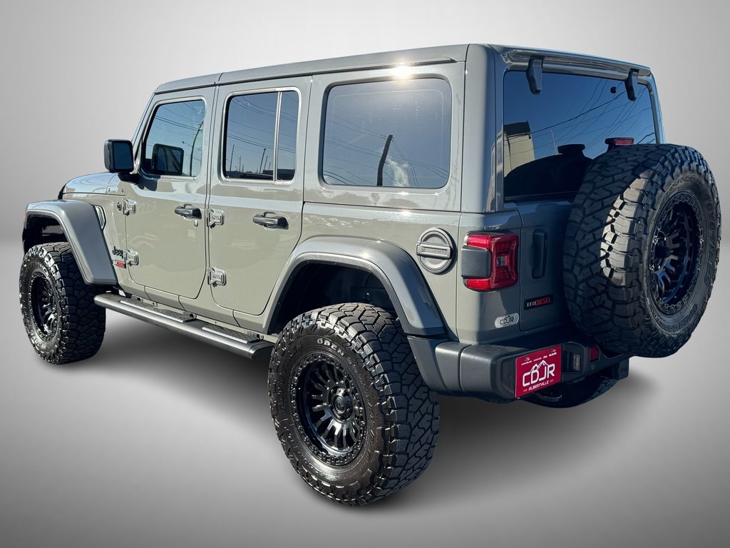 2020 Jeep Wrangler Unlimited Sahara photo 4