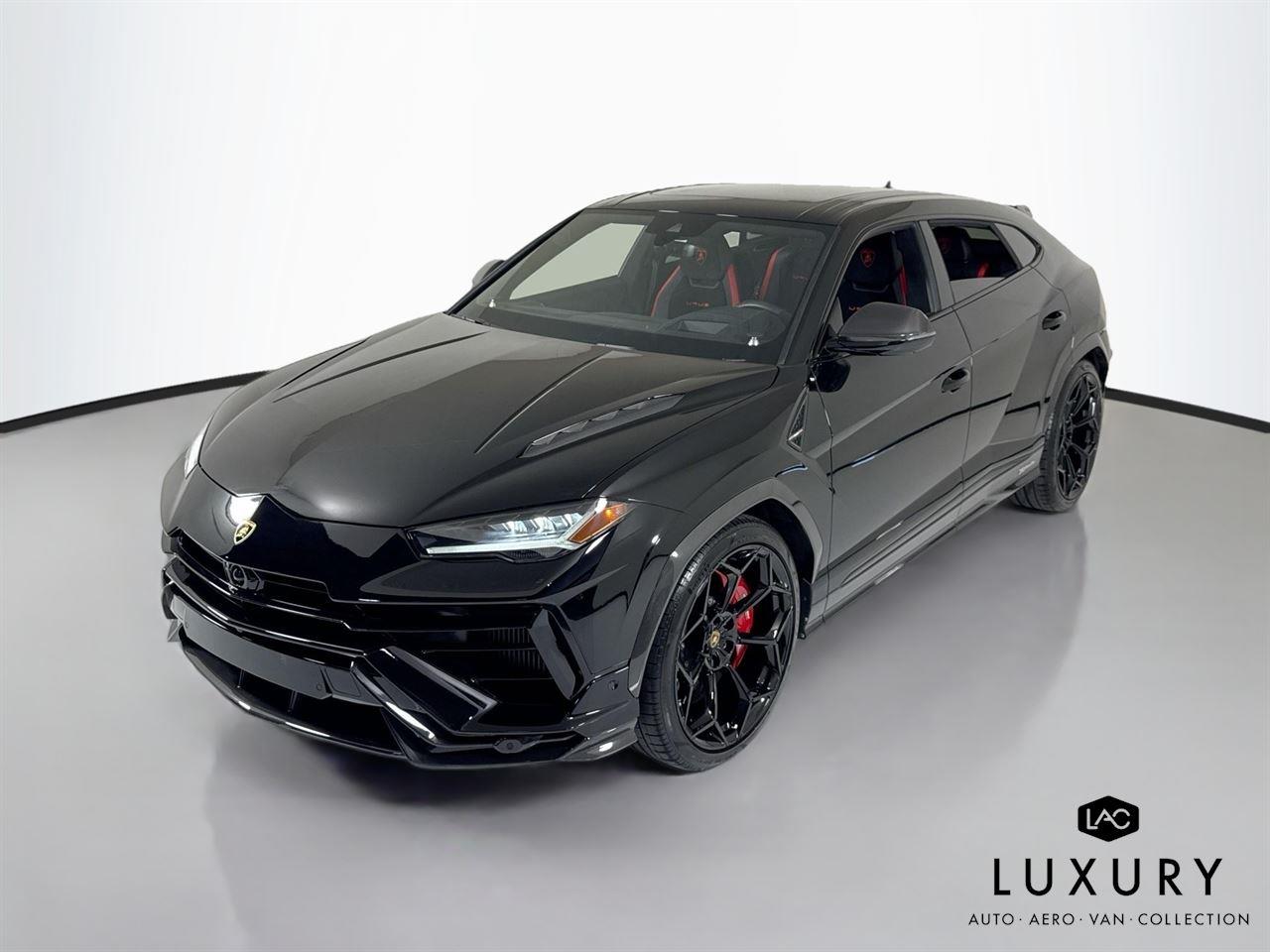 2023 Lamborghini Urus Performante photo 2