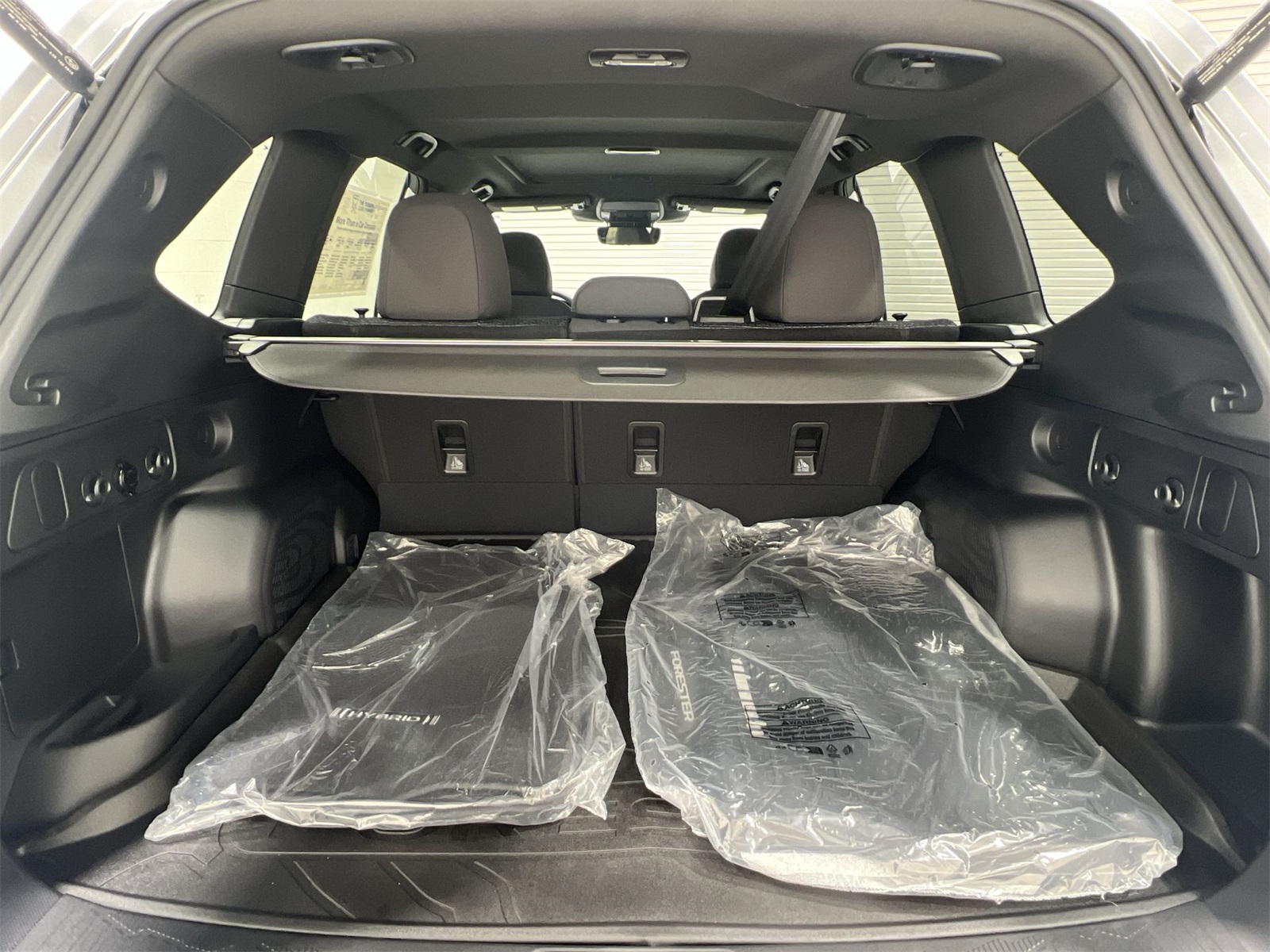 2025 Subaru Forester Premium photo 23