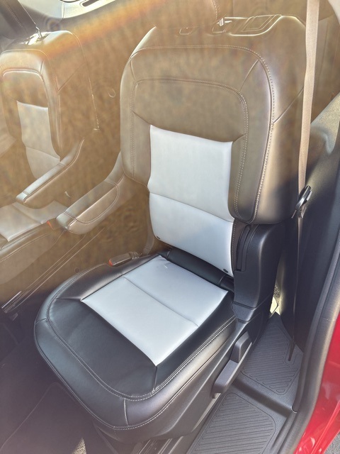 2023 Ford Explorer XLT photo 47