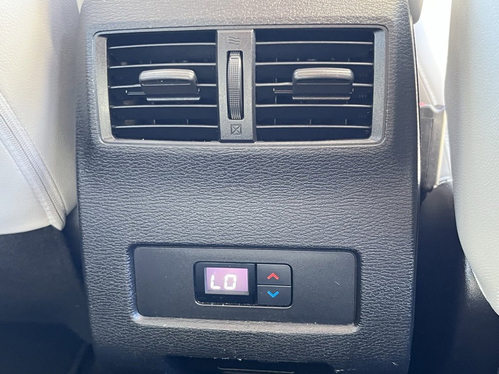 2022 Mitsubishi Outlander SEL GT photo 8
