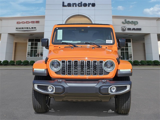 2025 Jeep Wrangler Sahara photo 2