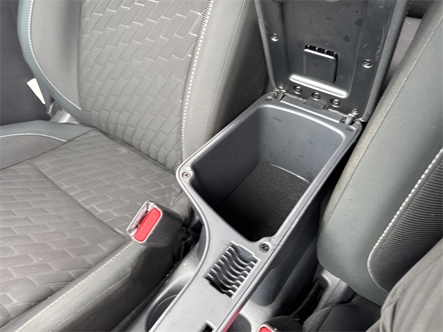 2021 Nissan Kicks S photo 30