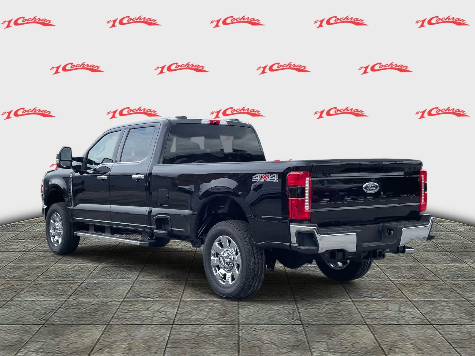 2025 Ford F-350 Lariat photo 5