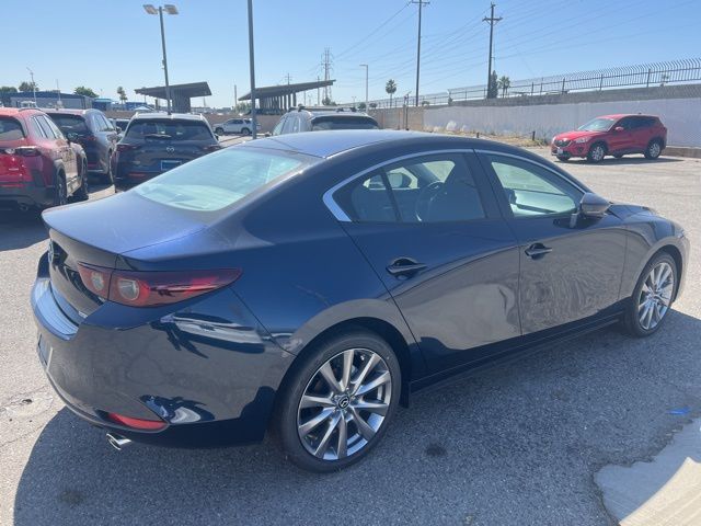 2025 Mazda Mazda3 Sedan 2.5 s Preferred photo 5