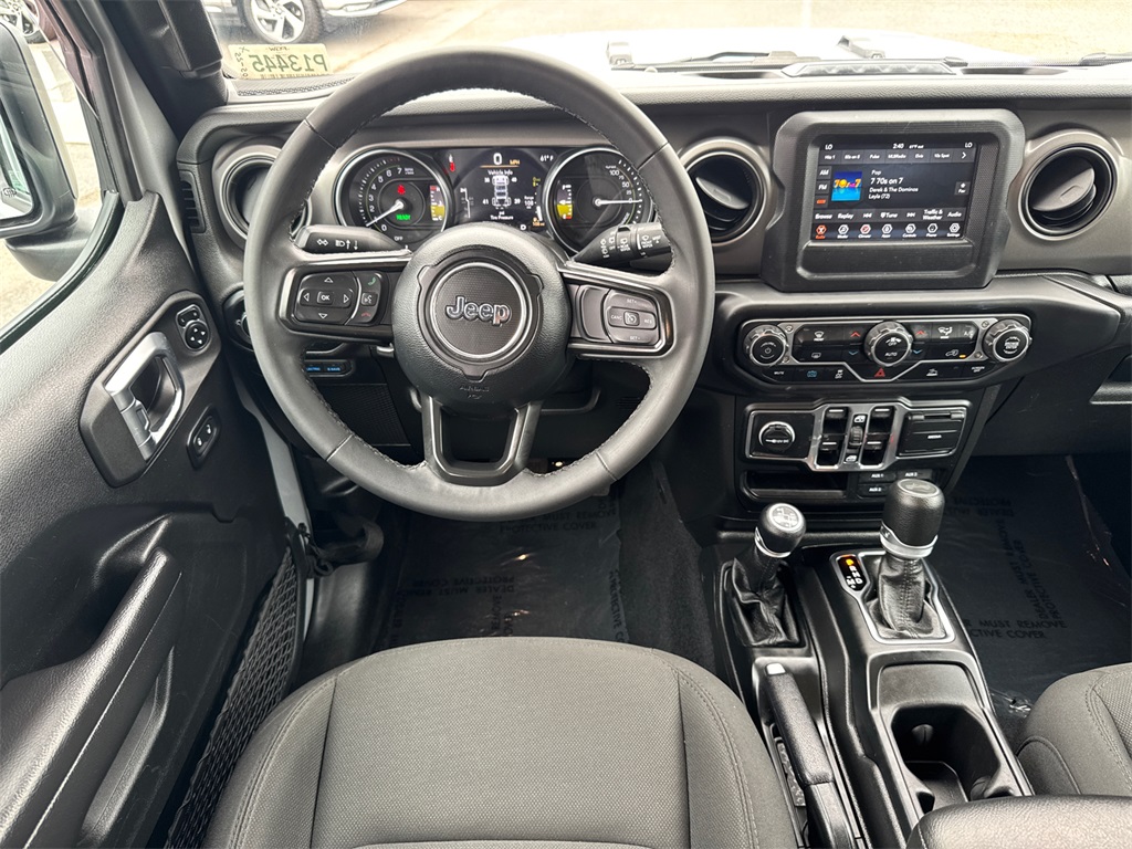 2023 Jeep Wrangler Base 4xe photo 21
